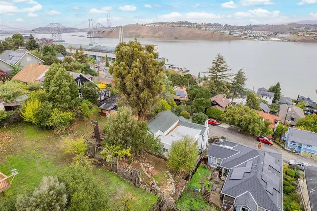 $799,000 | 435 Alhambra Street, Crockett, CA 94525