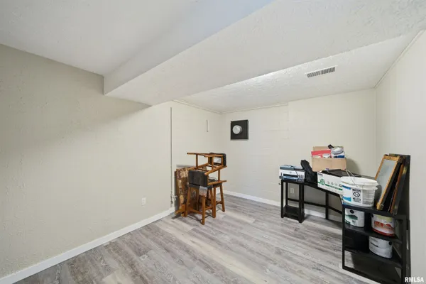 $249,900 | 1315 Prince Street, Pekin, IL 61554