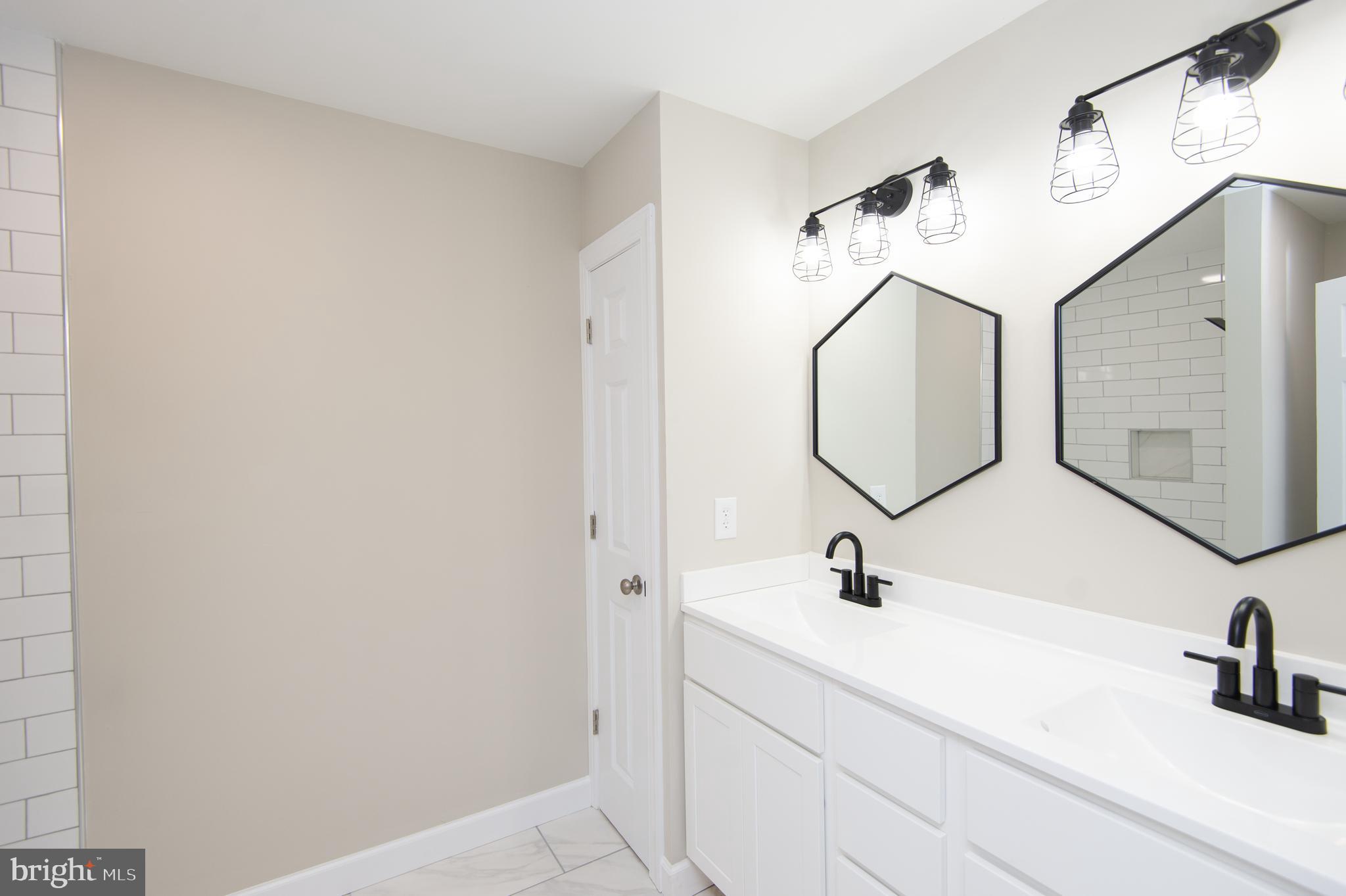 4327 Cabin Creek Road Hurlock, MD 21643 - Photo 18 of 32 primary bathroom