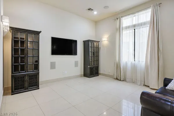 $8,500 | 7434 Yonie Court, Las Vegas, NV 89117