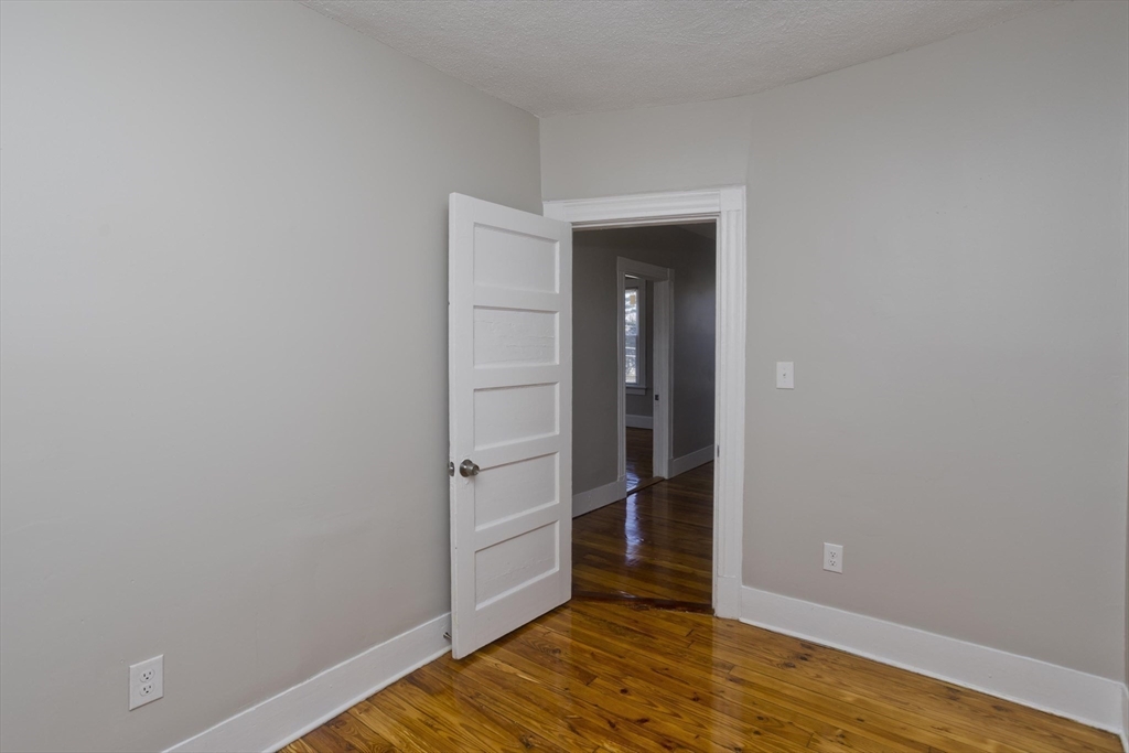 20 Goldenrod Street Springfield, MA 01109 - Photo 31 of 42 Gallery Image 31