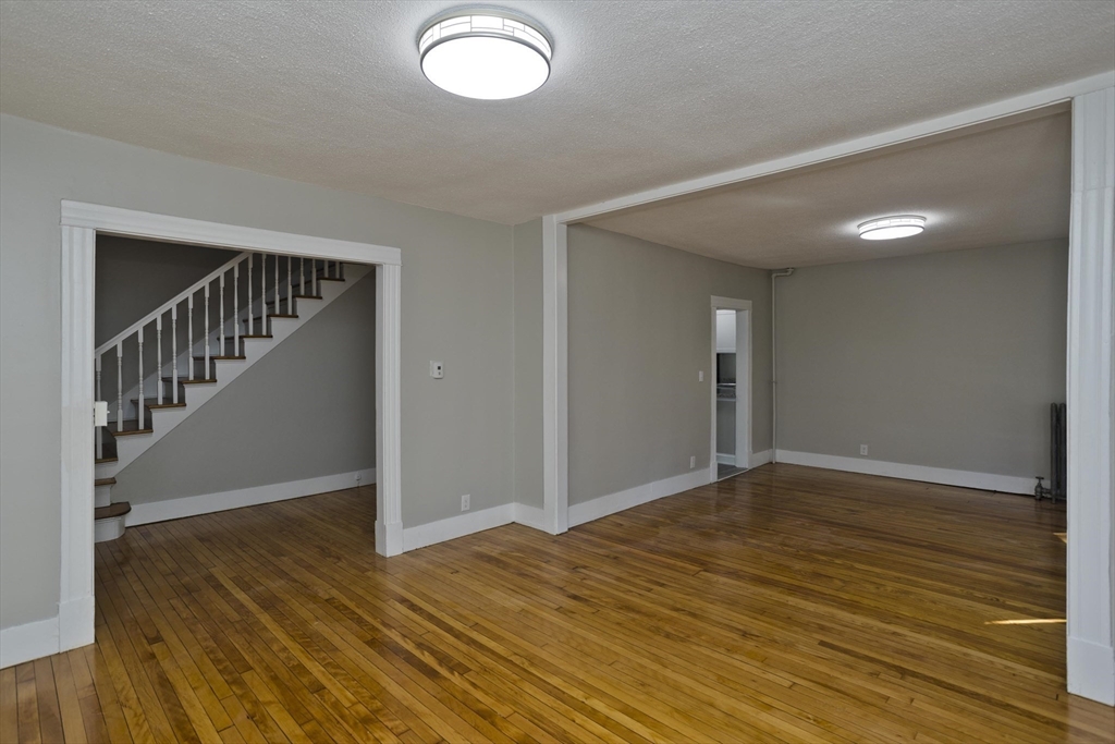 20 Goldenrod Street Springfield, MA 01109 - Photo 9 of 42 Gallery Image 9