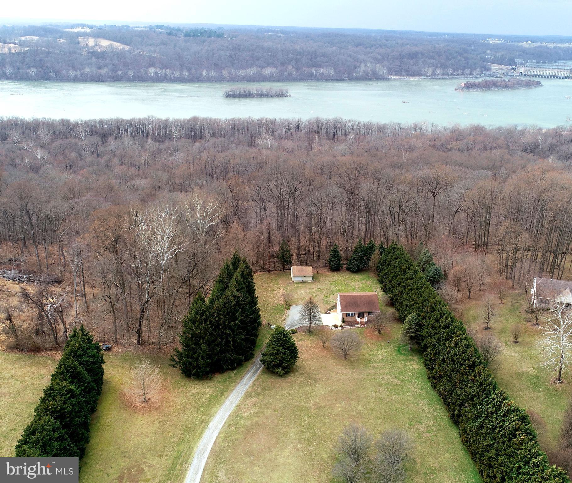 Conowingo Cape Code Situated on 5.5 Acres