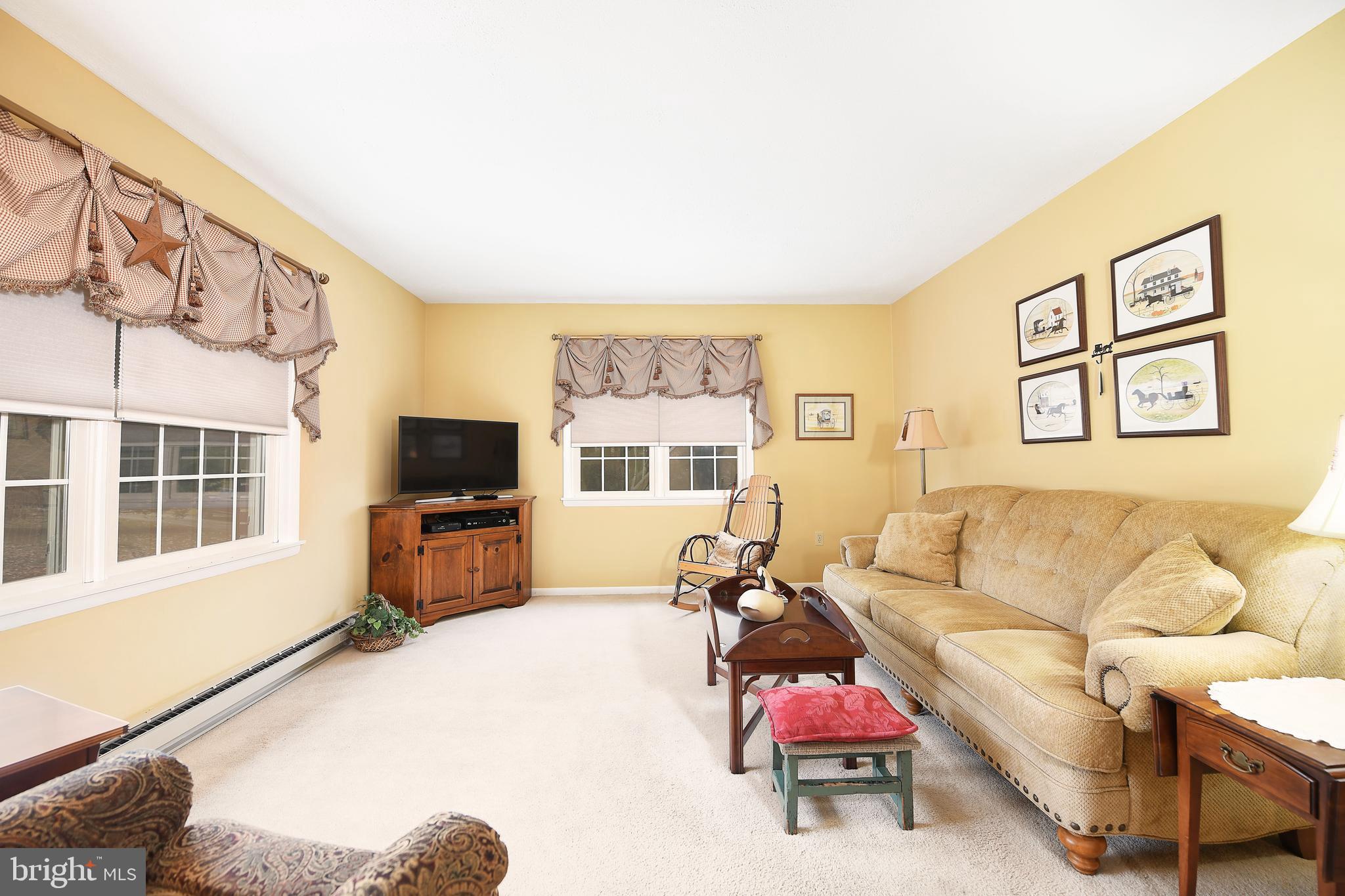 1746 Dr Jack Road Conowingo, MD 21918 - Photo 17 of 60 Living Room View