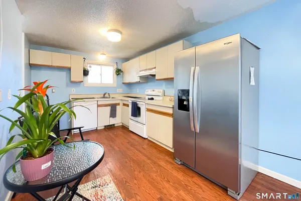 $224,900 | 65 Russo Avenue, Unit I4, East Haven, CT 06513