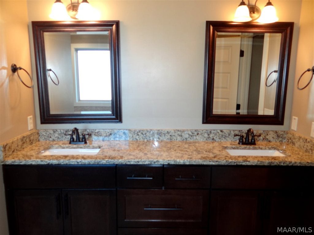 807 Homestead Way Enterprise, AL 36330 - Photo 19 of 36 Gallery Image 19