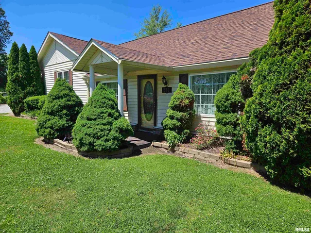 $215,900 | 550 South Vienna Road, Olmsted, IL 62970