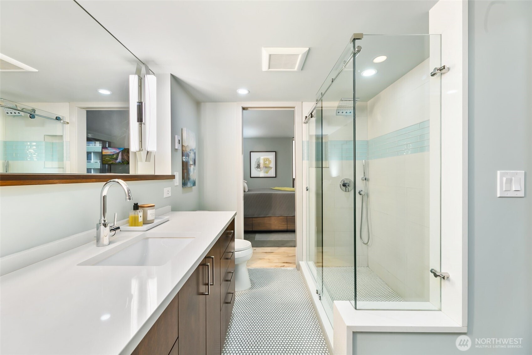 2621 2nd Avenue, Unit 1002 Seattle, WA 98121 - Photo 18 of 38