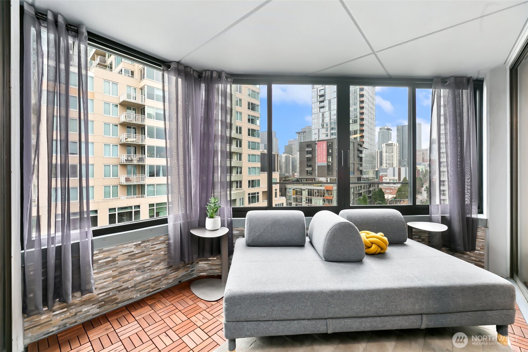 2621 2nd Avenue, Unit 1002 Seattle, WA 98121 - Photo 20 of 38