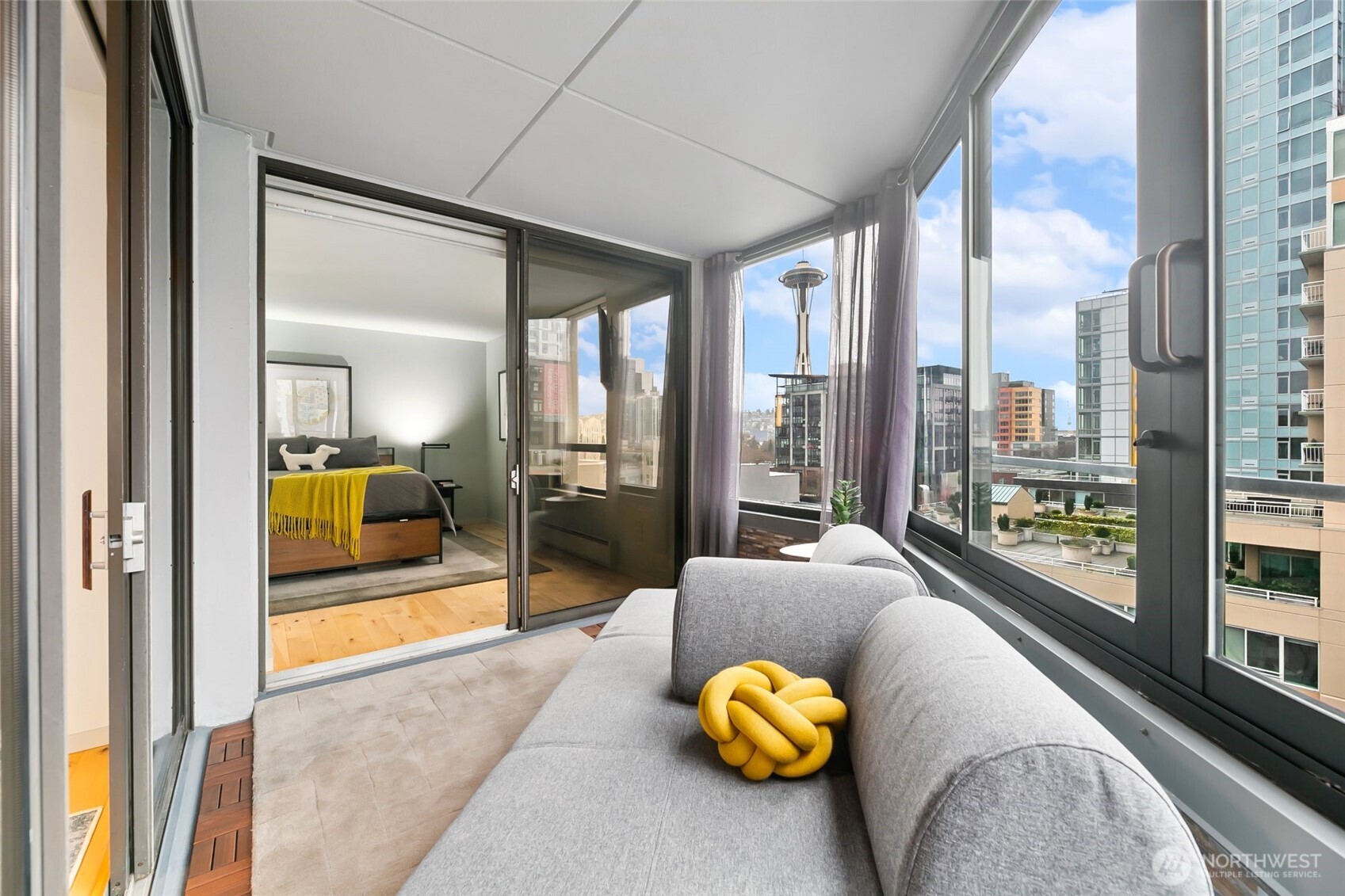 2621 2nd Avenue, Unit 1002 Seattle, WA 98121 - Photo 21 of 38