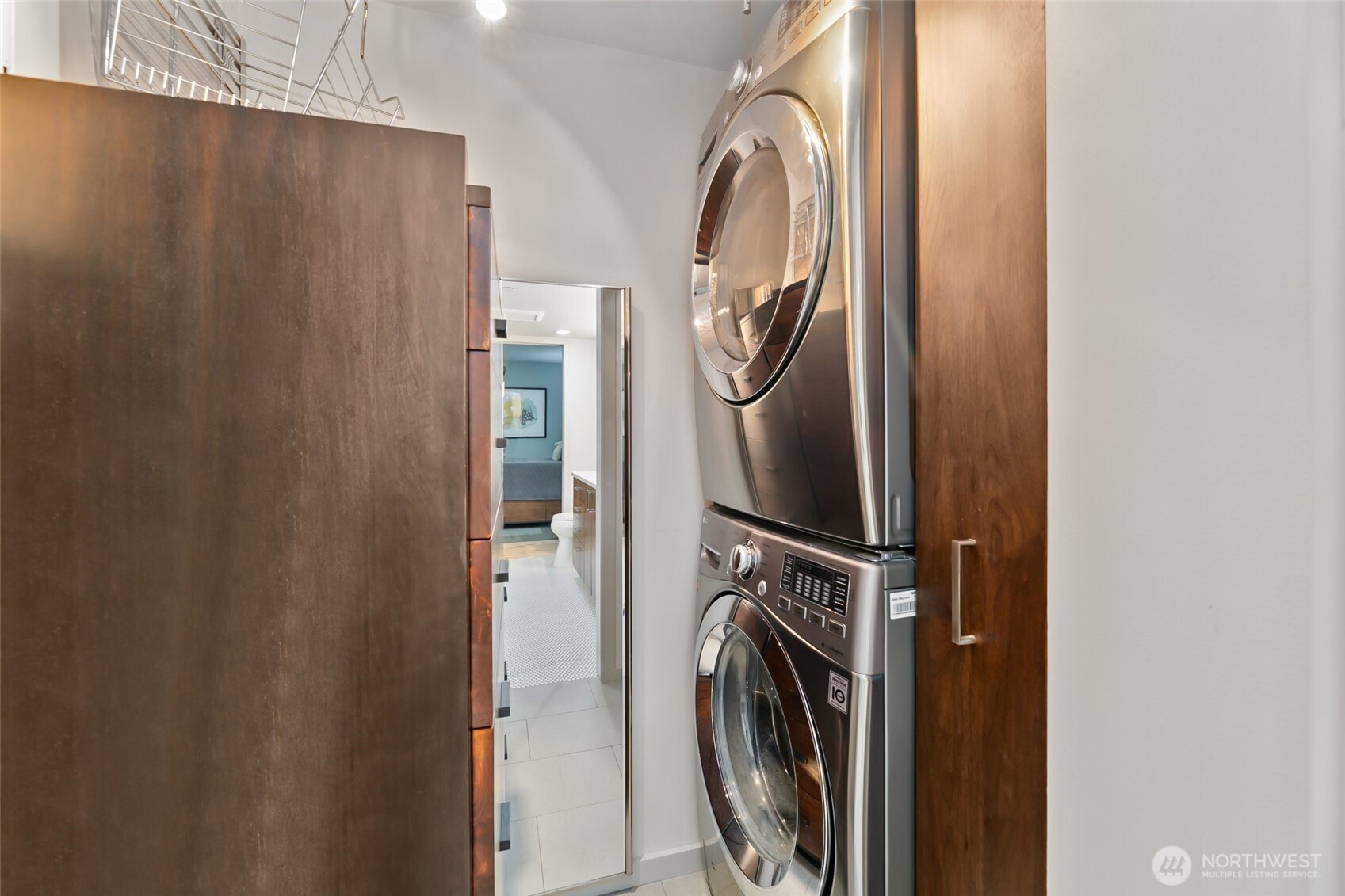 2621 2nd Avenue, Unit 1002 Seattle, WA 98121 - Photo 23 of 38