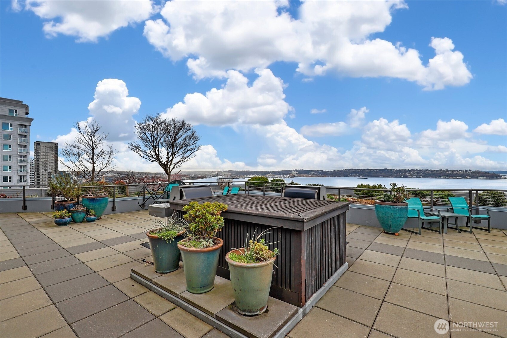 2621 2nd Avenue, Unit 1002 Seattle, WA 98121 - Photo 32 of 38