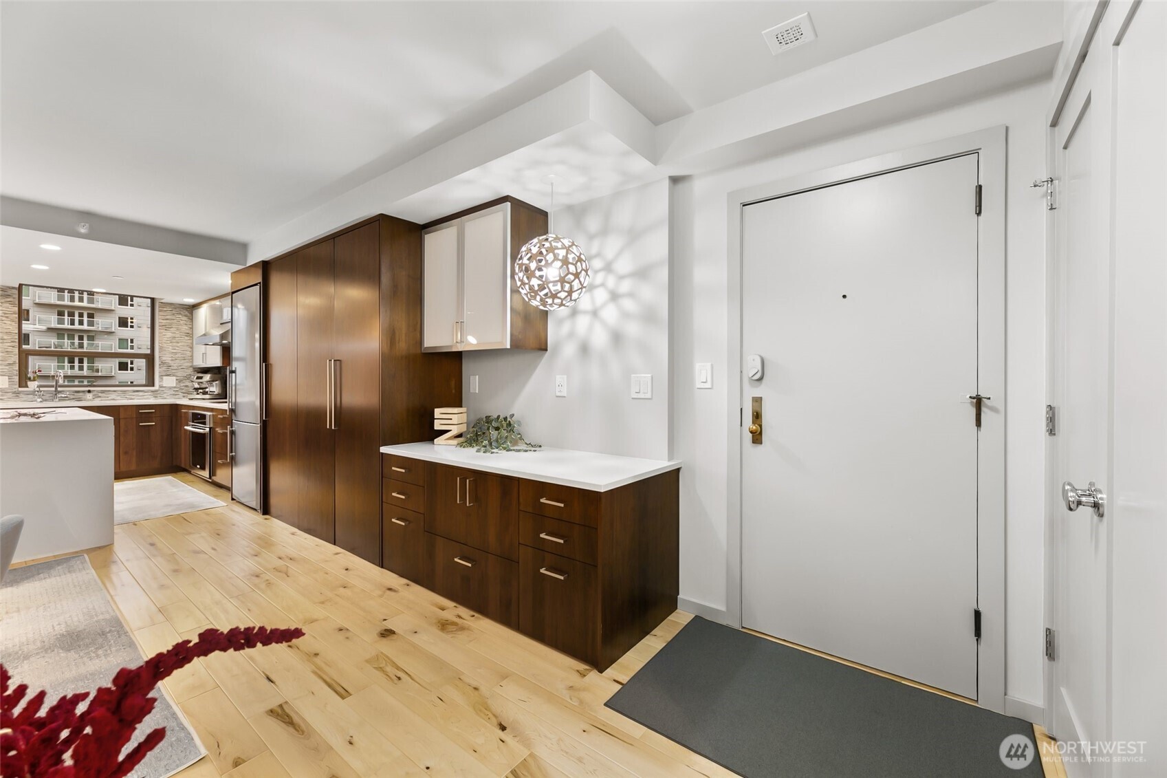 2621 2nd Avenue, Unit 1002 Seattle, WA 98121 - Photo 4 of 38
