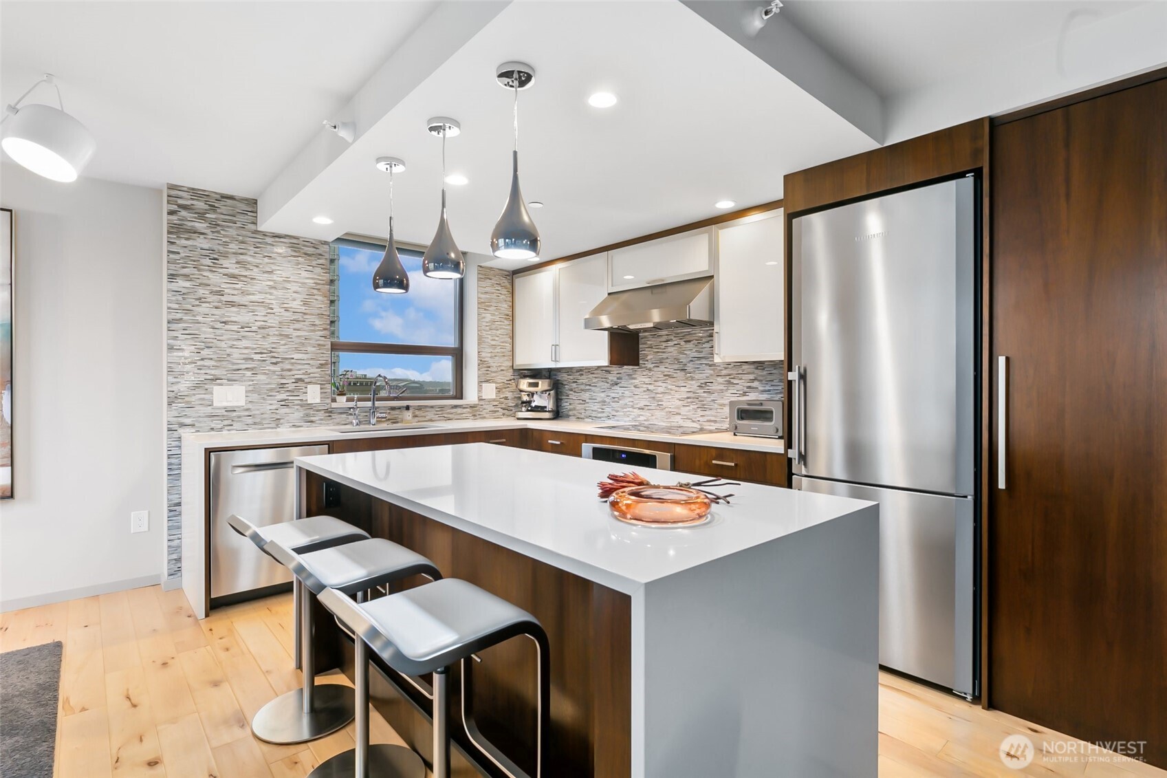 2621 2nd Avenue, Unit 1002 Seattle, WA 98121 - Photo 5 of 38