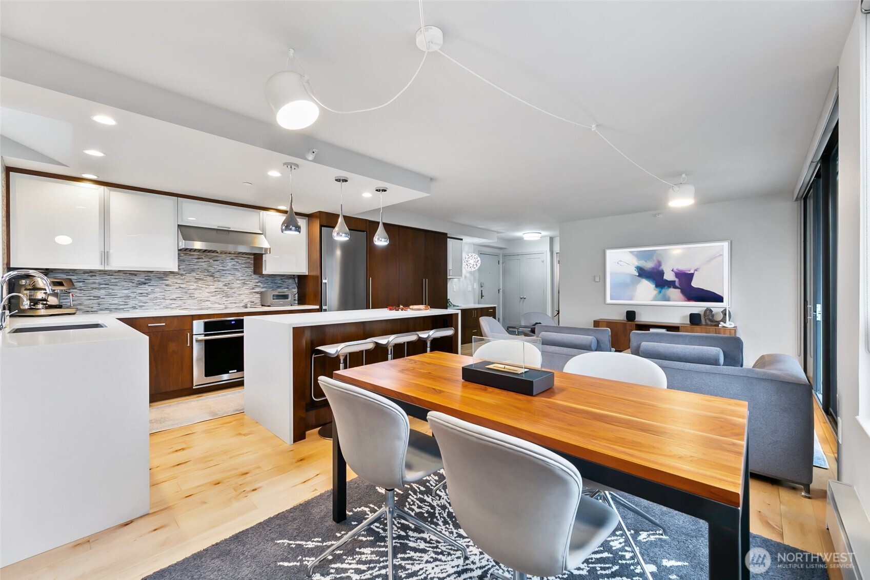 2621 2nd Avenue, Unit 1002 Seattle, WA 98121 - Photo 9 of 38