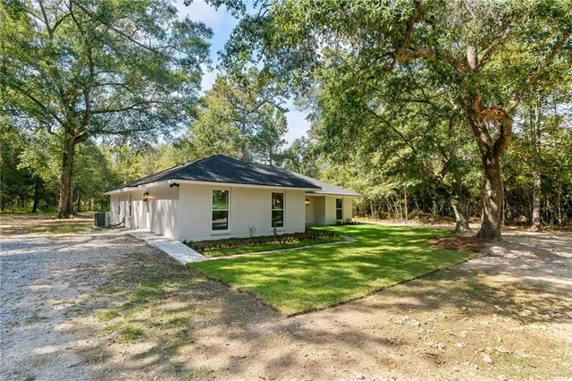 $2,450 | Undisclosed Address, Covington, LA 70435