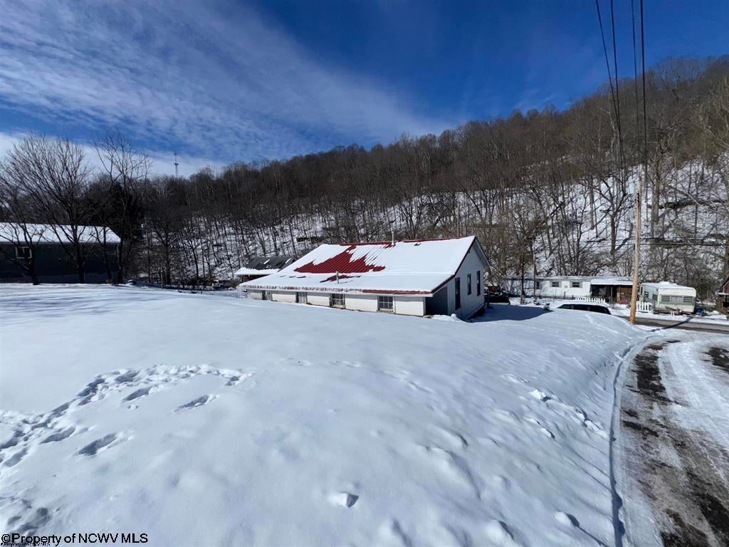 245 Riverside Drive Weston, WV 26452 - Photo 23 of 24 Gallery Image 23