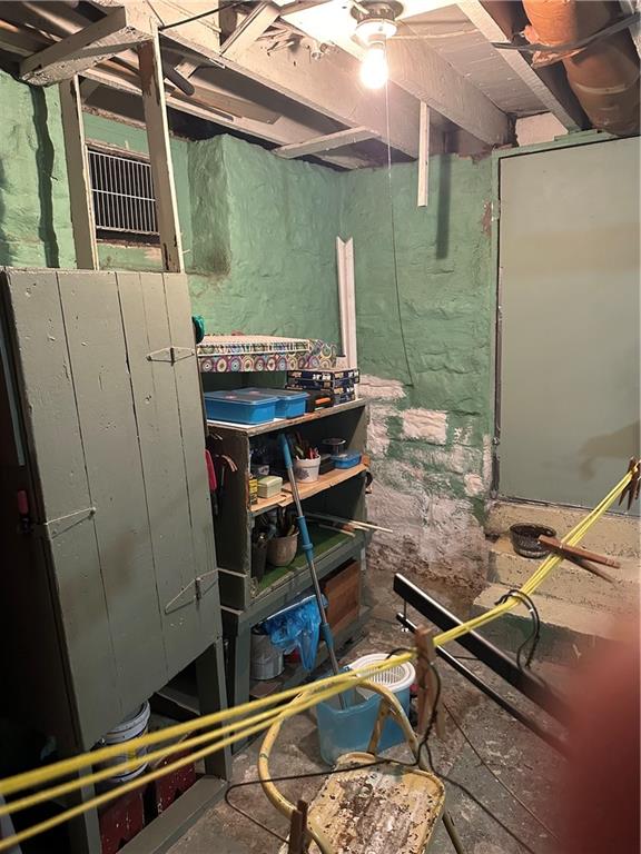 514 South Washington Street Butler, PA 16001 - Photo 27 of 27 a backyard of a house