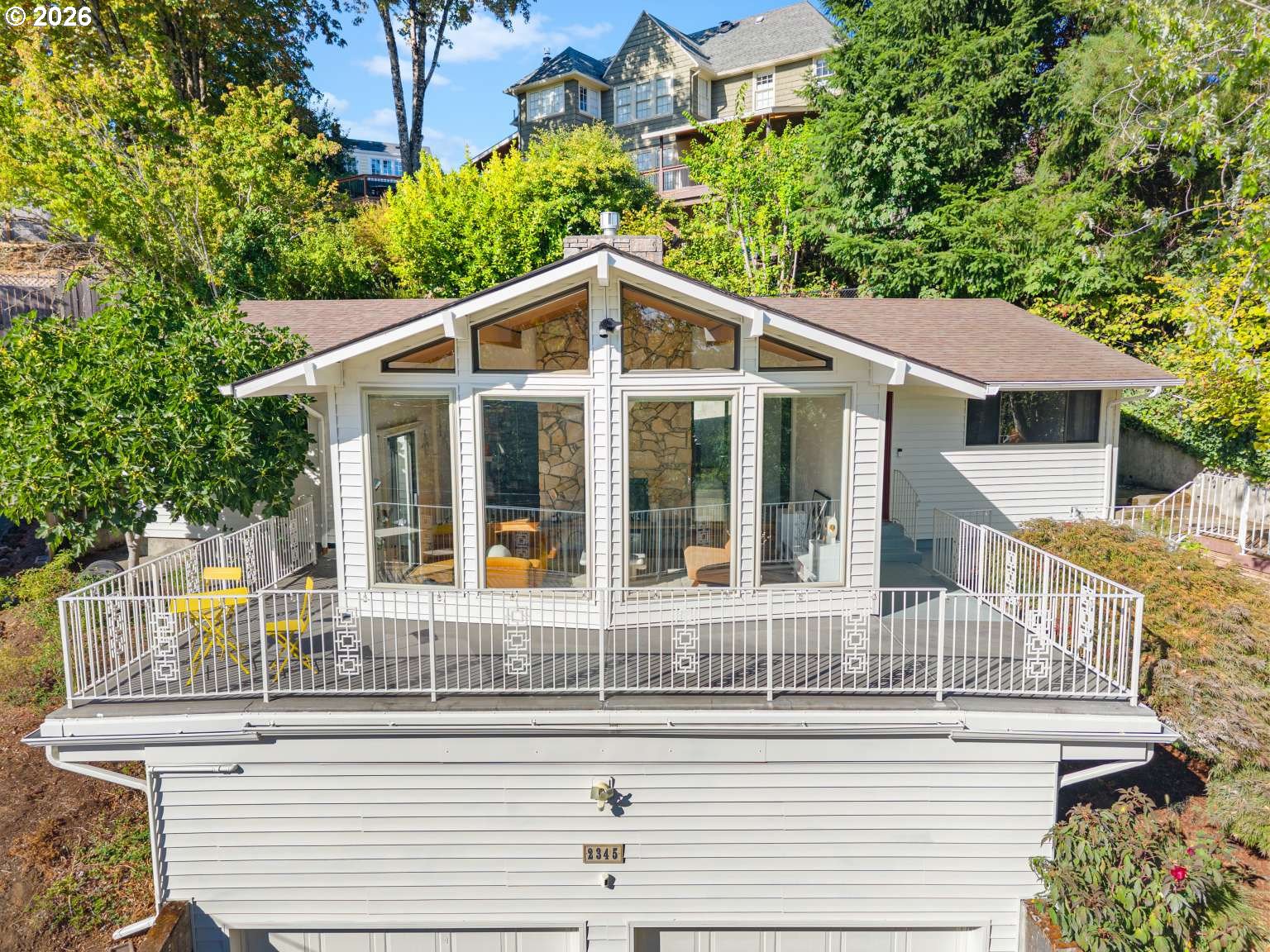 2345 Northeast Ridgewood Drive Portland, OR 97212 - Photo 4 of 36 Gallery Image 4