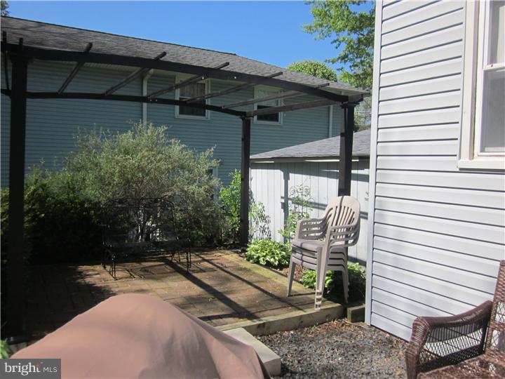 34 Flamingo Road Hatboro, PA 19040 - Photo 17 of 19 Exterior Back