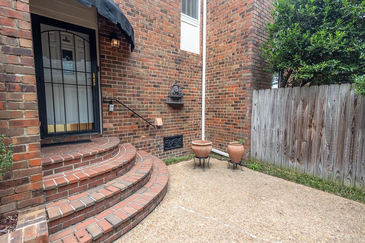 6930 Midhurst Road, Unit 6930 Memphis, TN 38119 - Photo 4 of 40 Gallery Image 4