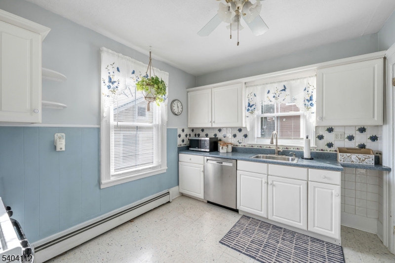 4 Center Avenue Morristown, NJ 07960 - Photo 6 of 16