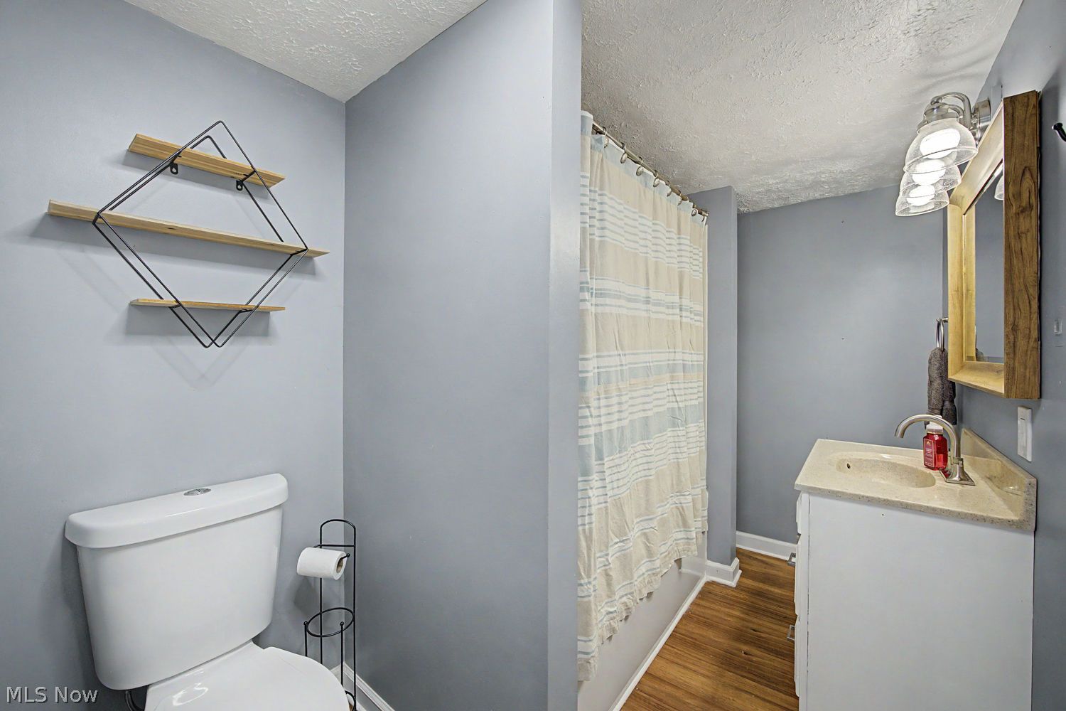 7490 Race Road North Ridgeville, OH 44039 - Photo 43 of 50 2nd floor bath