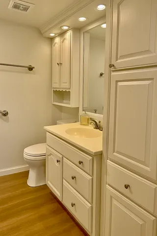 $410,000 | 6666 Brookmont Terrace, Unit 605, Nashville, TN 37205