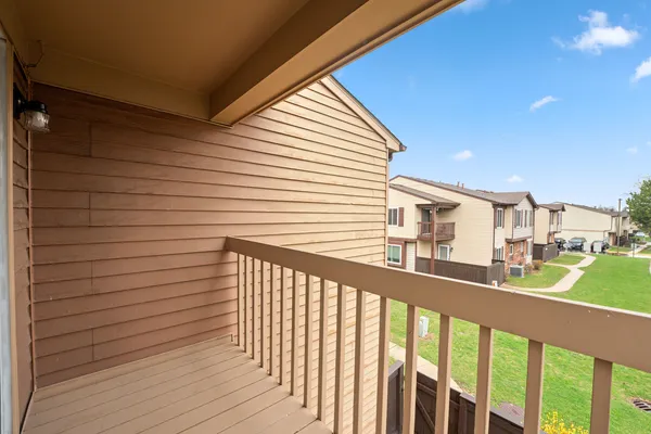 $239,900 | 15 D Fernwood Drive, Bolingbrook, IL 60440