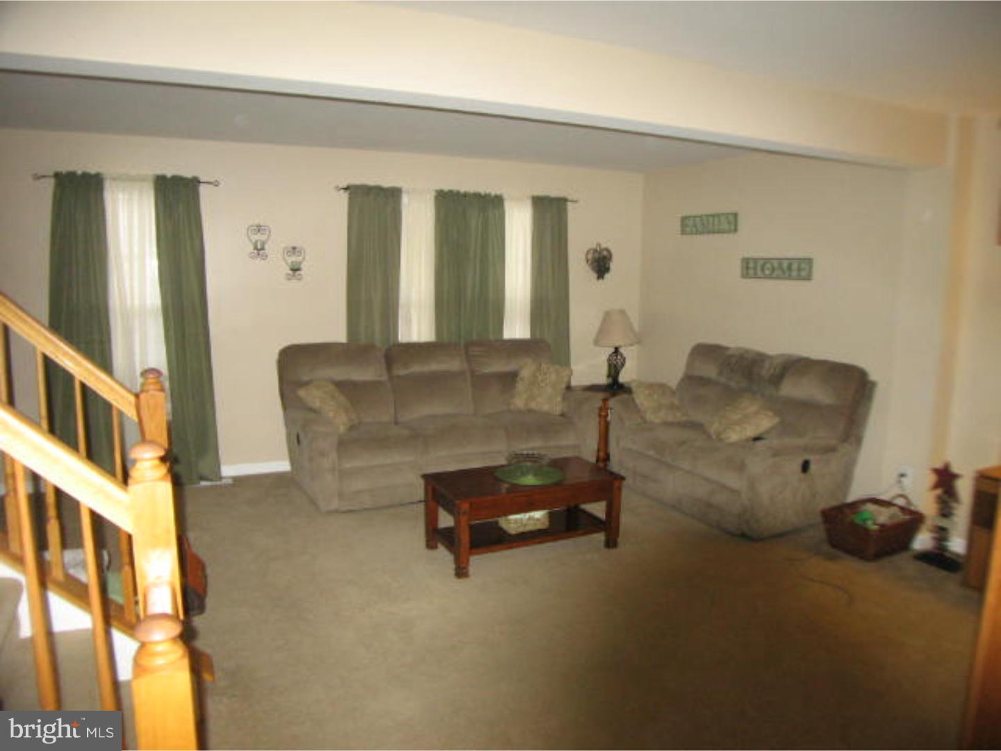 46 Millstream Road Pine Hill, NJ 08021 - Photo 5 of 17 Living Room