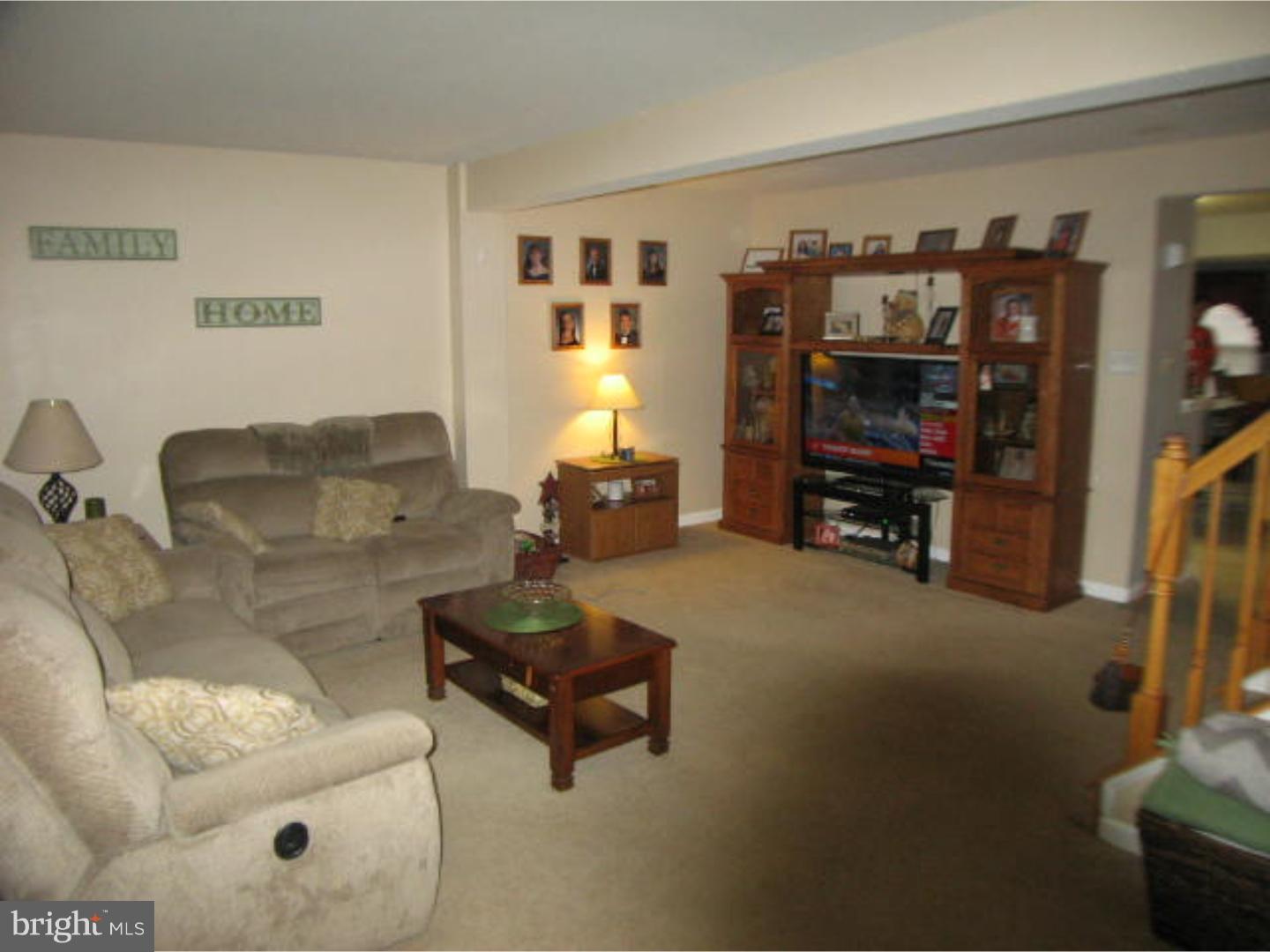 46 Millstream Road Pine Hill, NJ 08021 - Photo 6 of 17 Living Room