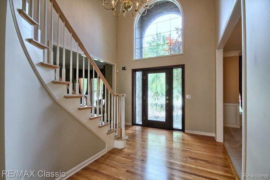 Foyer.jpg