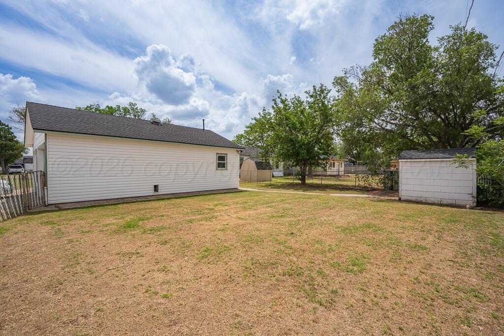4000 Parker Street Amarillo, TX 79110 - Photo 25 of 25 backyard 4