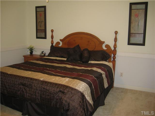 157 Ridge Drive Garner, NC 27529 - Photo 14 of 25 Master bedroom w/vaulted ceiling