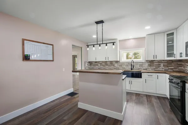 $275,000 | 10928 Sand Creek Highway, Sand Creek, MI 49279