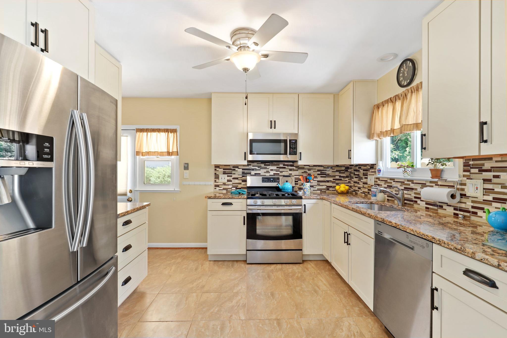 6106 Chesworth Road Baltimore, MD 21228 - Photo 14 of 46 Gallery Image 14