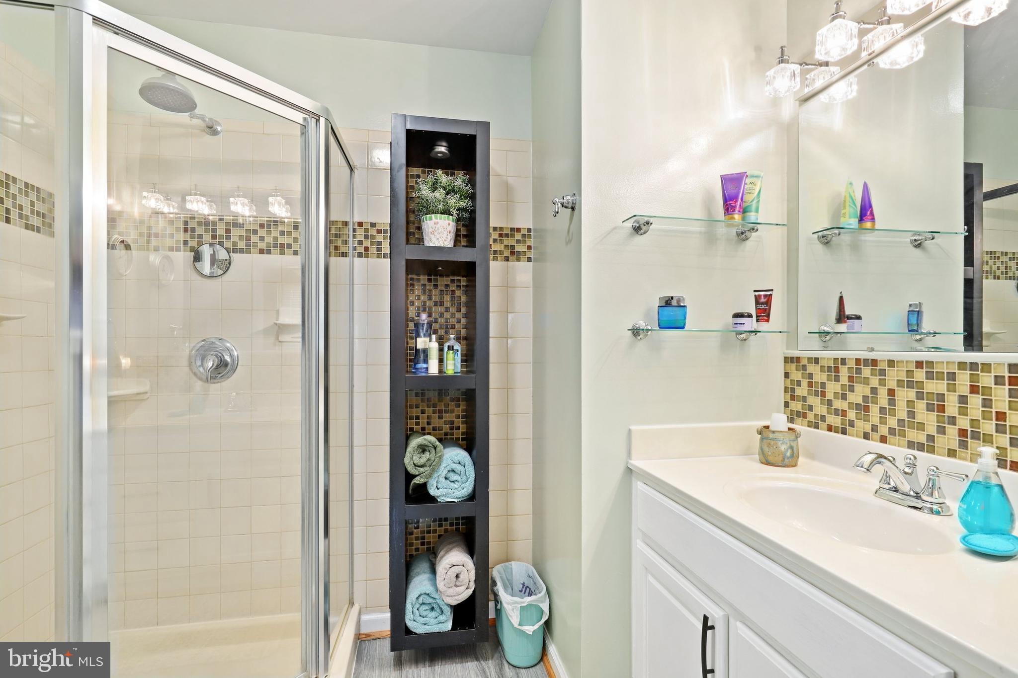 6106 Chesworth Road Baltimore, MD 21228 - Photo 20 of 46 Gallery Image 20
