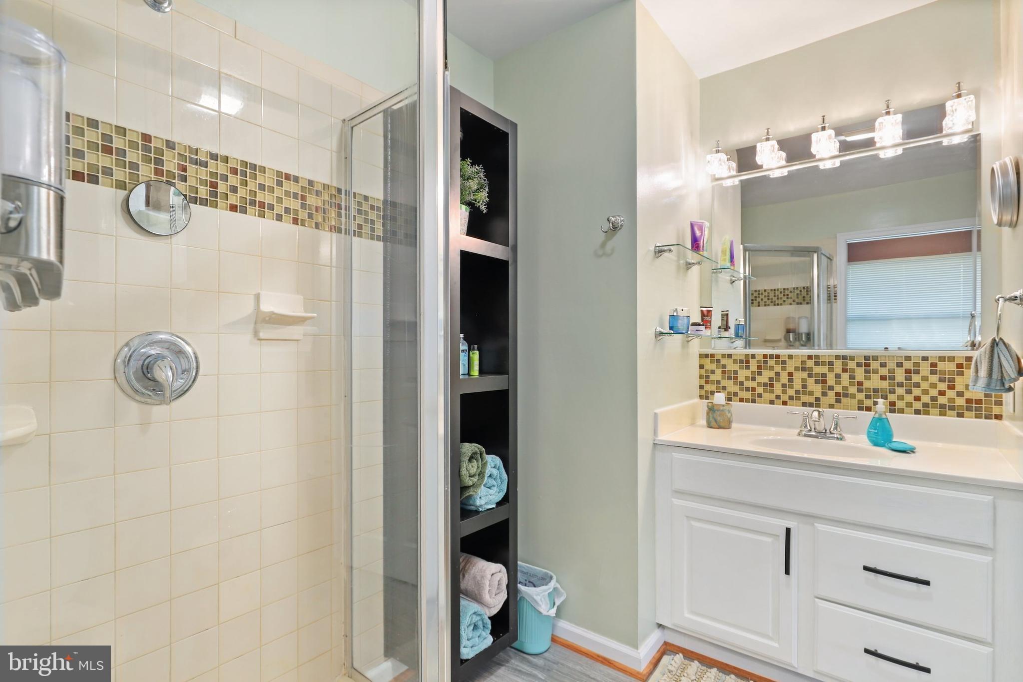 6106 Chesworth Road Baltimore, MD 21228 - Photo 21 of 46 Gallery Image 21