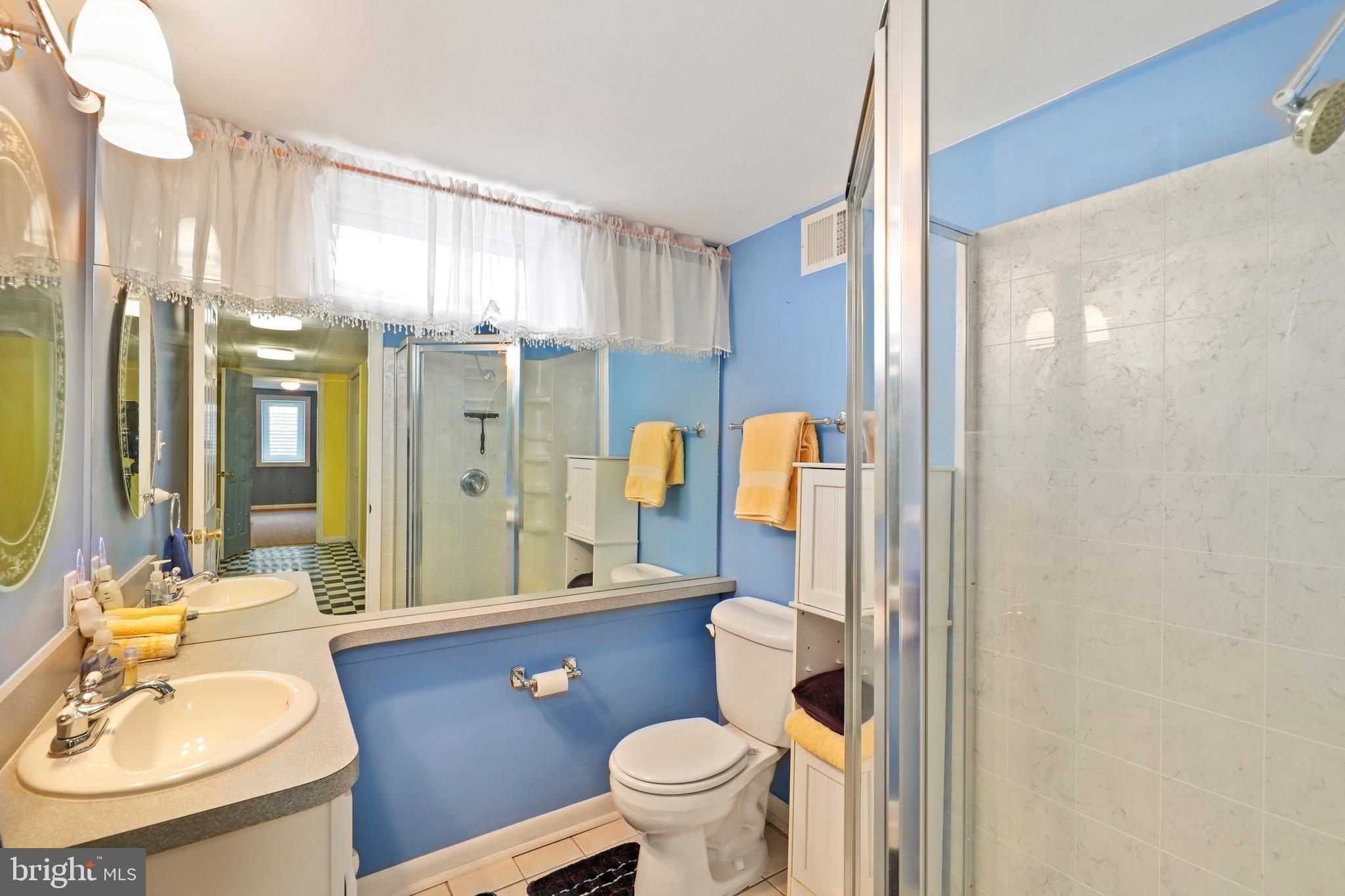 6106 Chesworth Road Baltimore, MD 21228 - Photo 36 of 46 Gallery Image 36