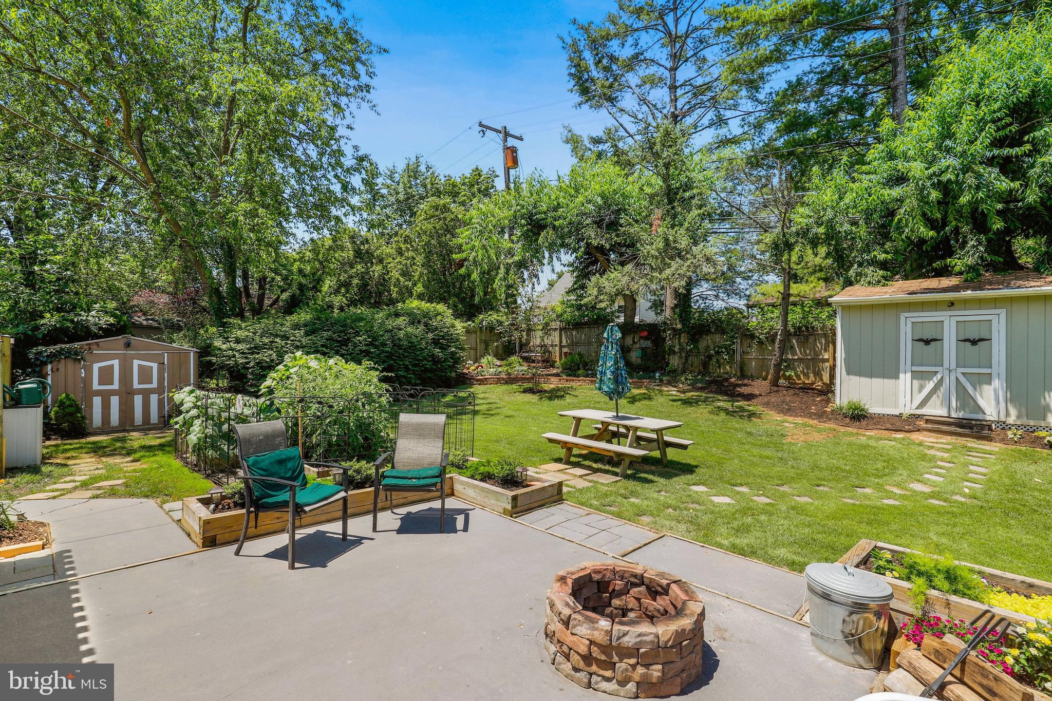 6106 Chesworth Road Baltimore, MD 21228 - Photo 42 of 46 Gallery Image 42