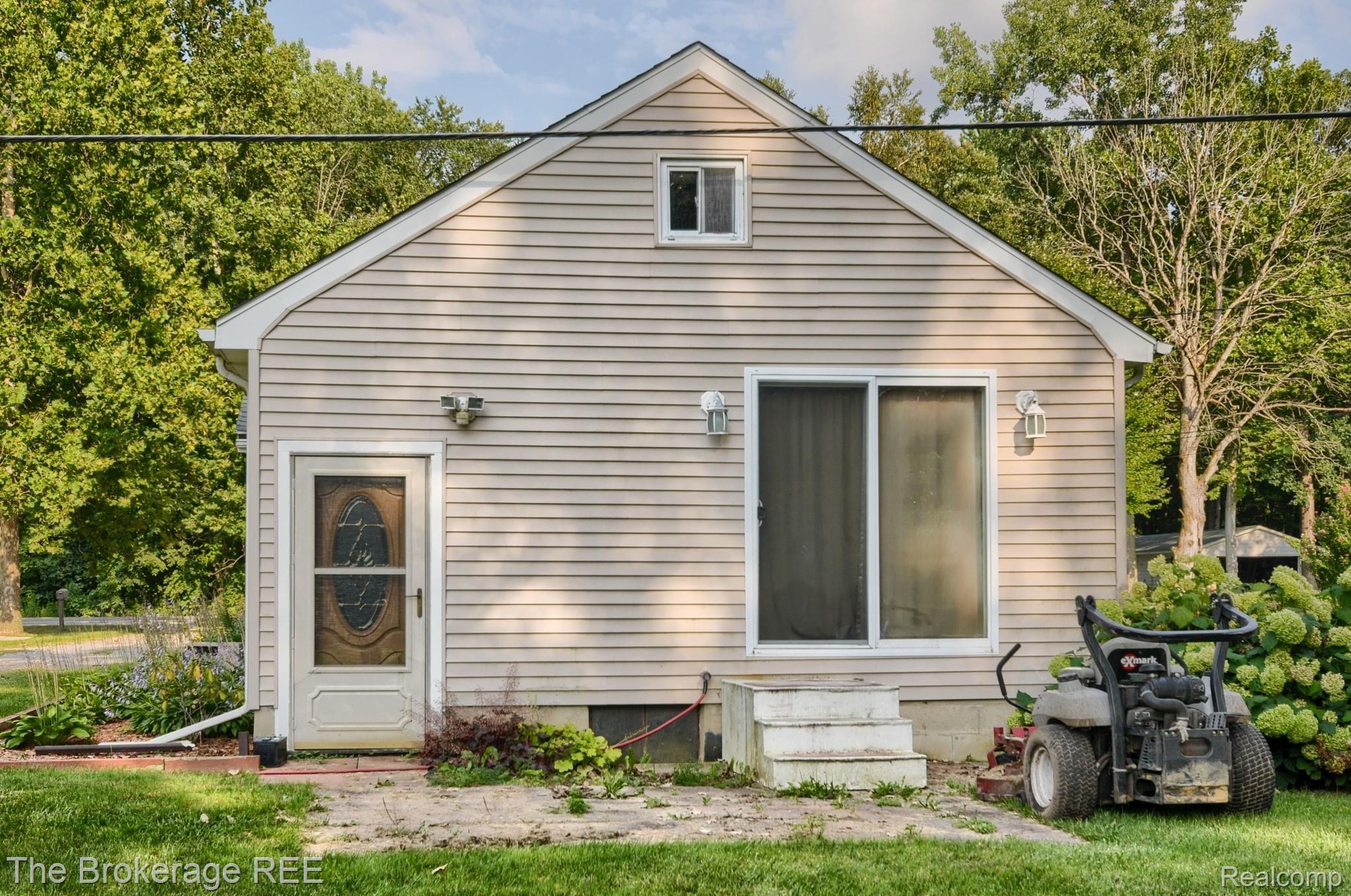 14263 North Bray Road Clio, MI 48420 - Photo 24 of 27 SD3_0757-HDR(5).jpg