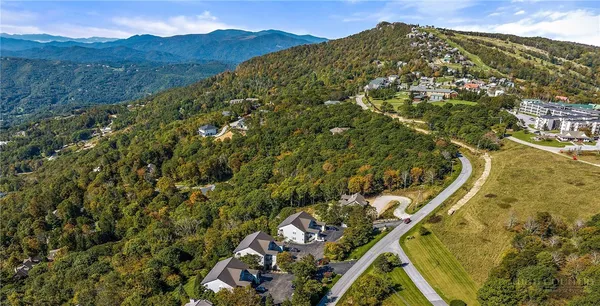 $507,000 | 468 Elderberry Ridge Road, Unit 202C, Beech Mountain, NC 28604