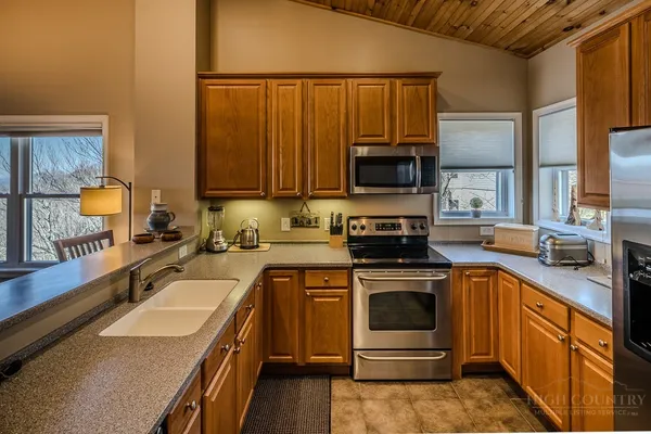 $507,000 | 468 Elderberry Ridge Road, Unit 202C, Beech Mountain, NC 28604
