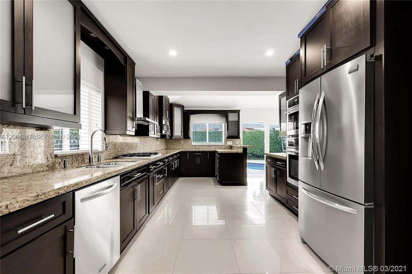 375 Southwest 20th Road, Unit 1 Miami, FL 33129 - Photo 15 of 15 Gallery Image 15