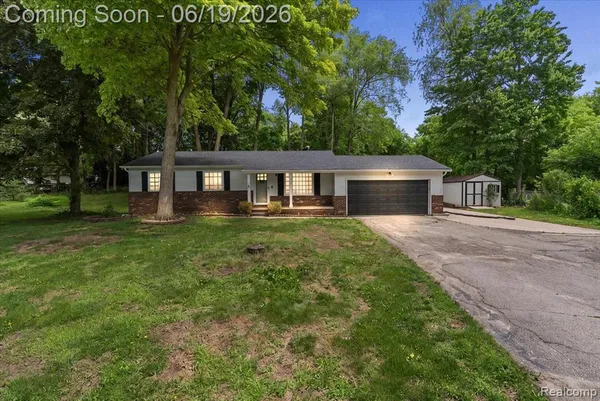 $425,000 | 11387 Mart Road, Whitmore Lake, MI 48189
