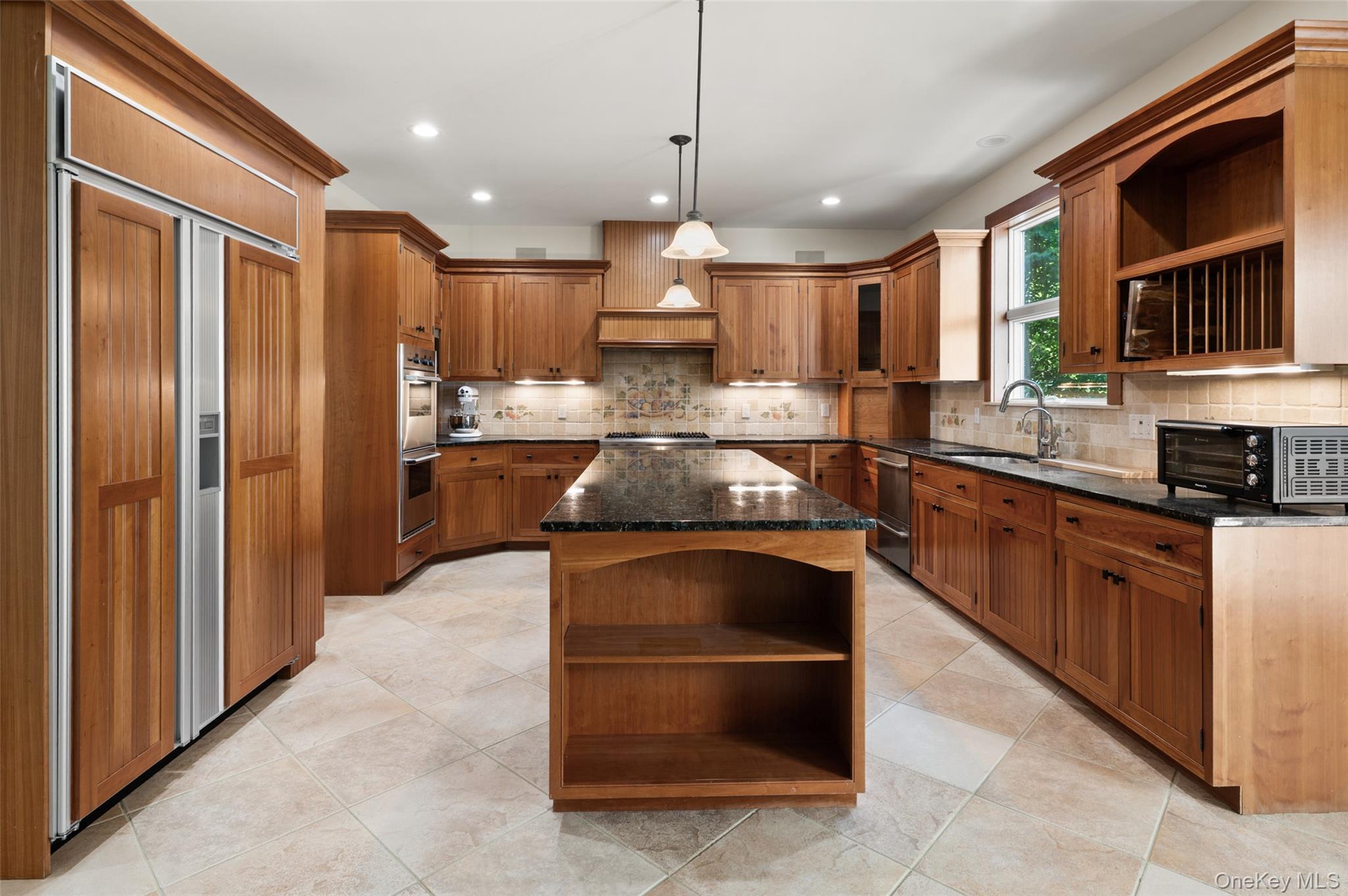 10 Kingdom Ridge Road Bedford, NY 10506 - Photo 7 of 42