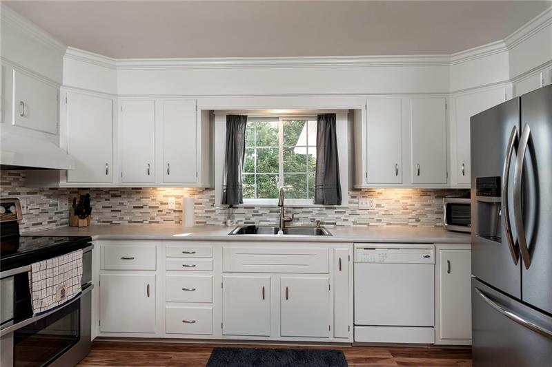 278 McKinley Road Beaver Falls, PA 15010 - Photo 8 of 25 Gallery Image 8