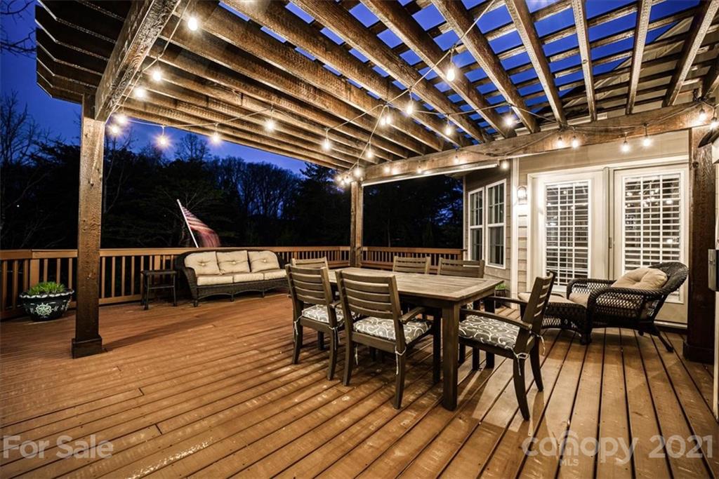 541 Placid Court Tega Cay, SC 29708 - Photo 10 of 48 Gallery Image 10