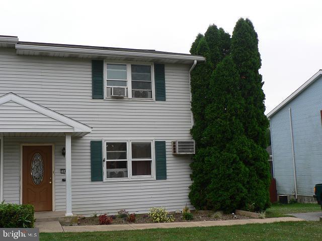 647 South Cedar Street Lititz, PA 17543 - Photo 1 of 4