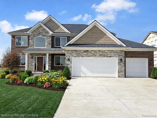 $574,900 | 53170 Woodland Meadows, Chesterfield, MI 48047